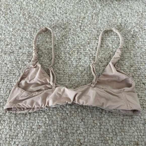 Skims Fits Everybody Twist bralette - Picture 3 of 3